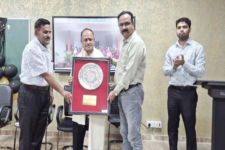 Farewell to Dr. Jyoti Prakash Sanyal, Head of the Department of Zoology, Annada College, Hazaribag(2025)